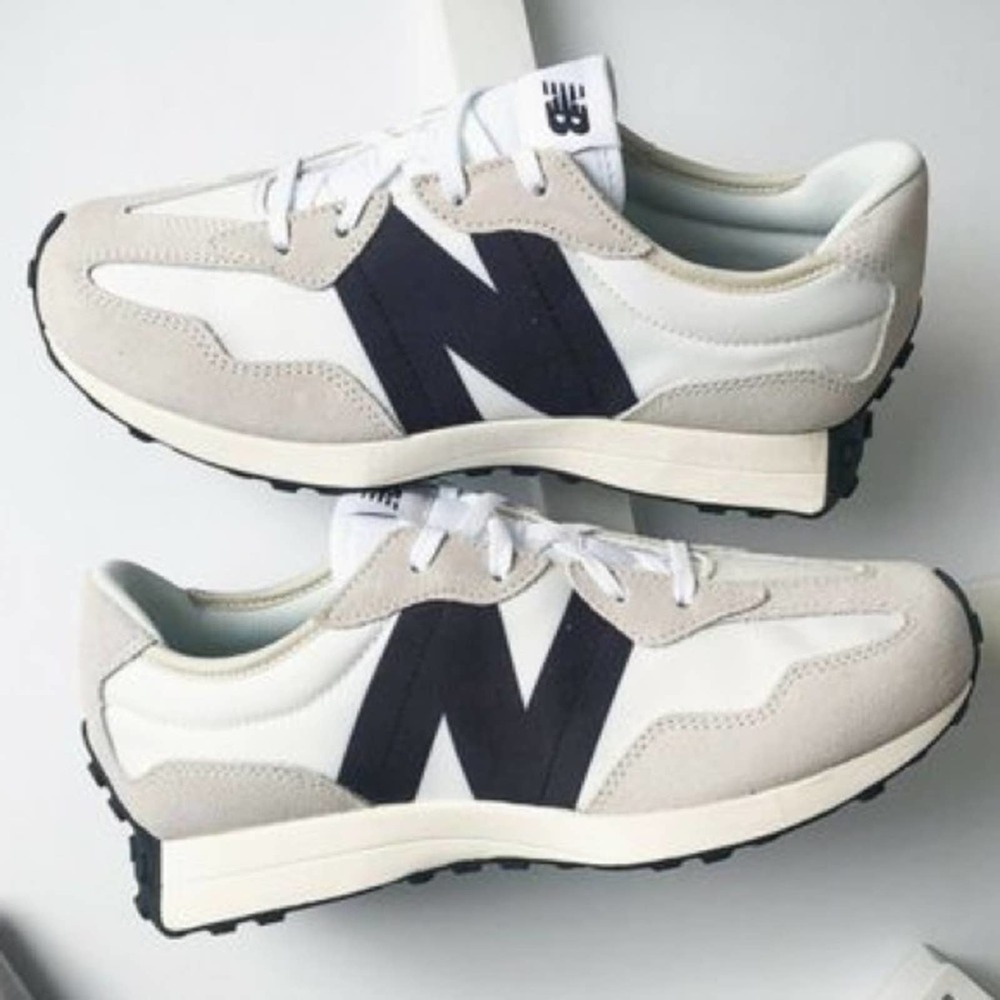 New Balance 327 Retro Sneakers Sea Salt Grey Black WOMEN'S 8 - Picture 9 of 13